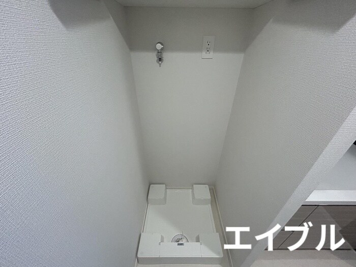 物件内観写真15　(洗濯機置場)