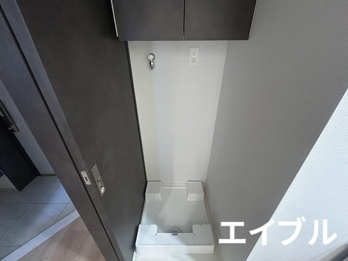 物件内観写真15　(洗濯機置場)