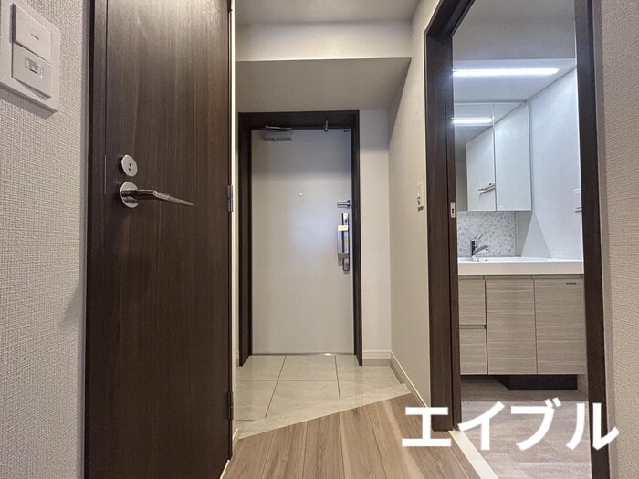 物件内観写真16　(廊下)