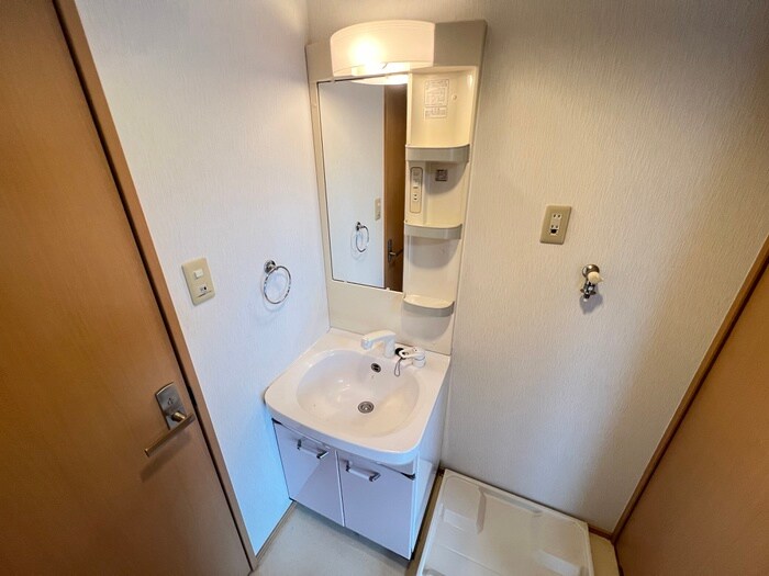 物件内観写真10　(洗面)
