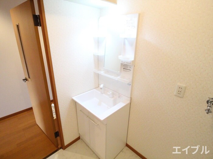 物件内観写真11　(洗面)