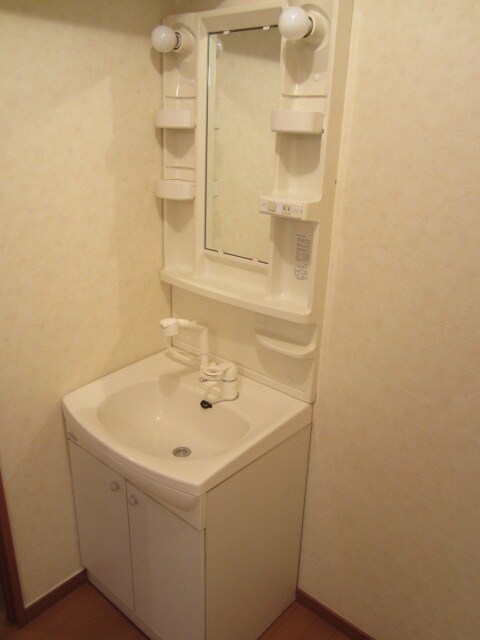 物件内観写真14　(洗面)