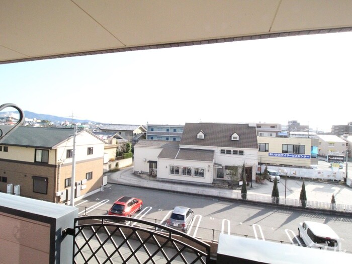 物件内観写真15　(室内からの展望)