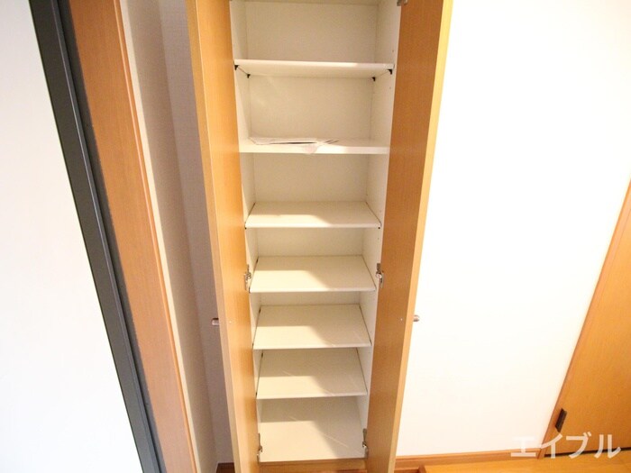 物件内観写真17　(靴箱)