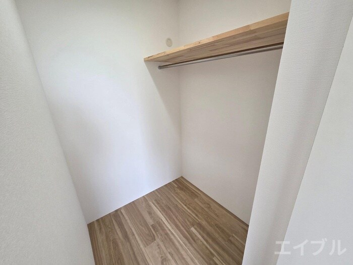 物件内観写真15　(収納)