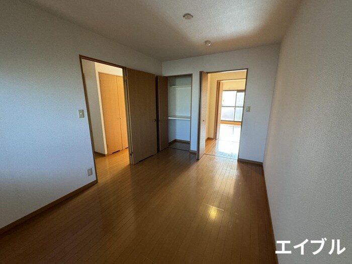 物件内観写真13　(居室)