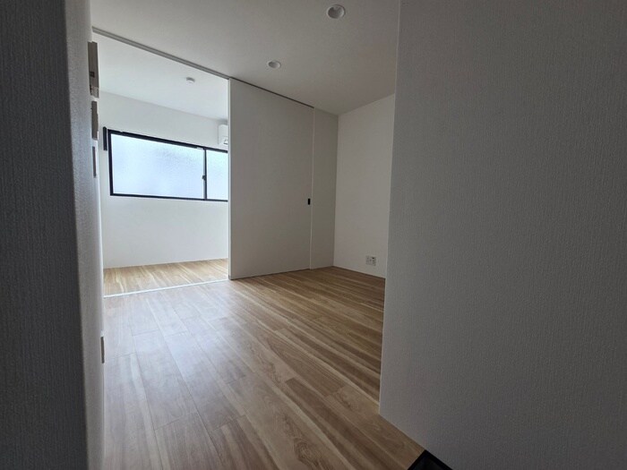 物件内観写真16　(廊下)