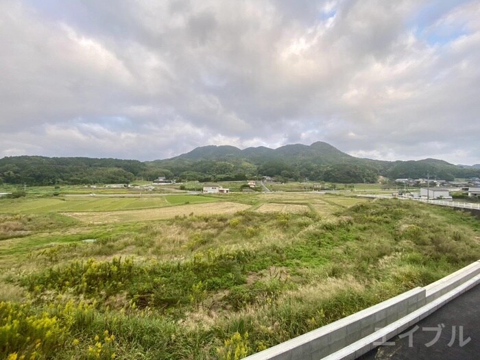 物件内観写真21　(室内からの展望)