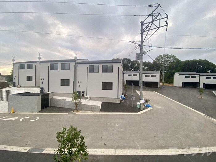 物件内観写真21　(室内からの展望)