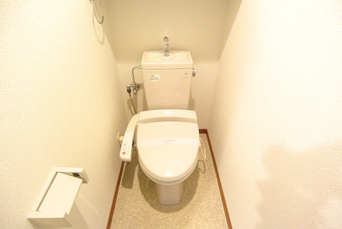 物件内観写真9　(トイレ)