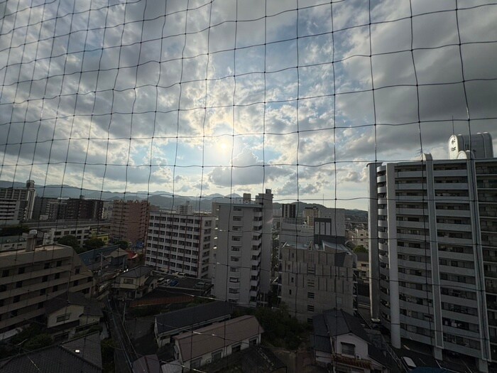 物件内観写真17　(室内からの展望)