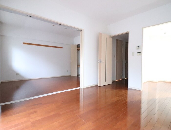 物件内観写真7　(居室)