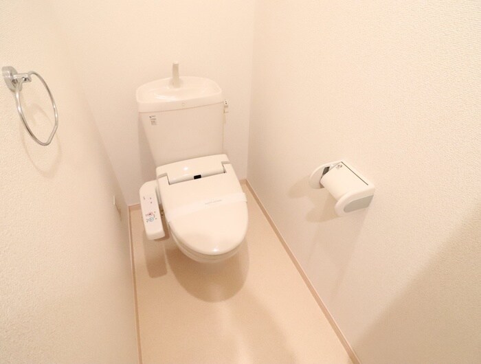 物件内観写真12　(トイレ)