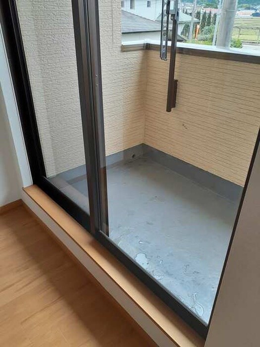 物件内観写真12　(ベランダ・バルコニー)