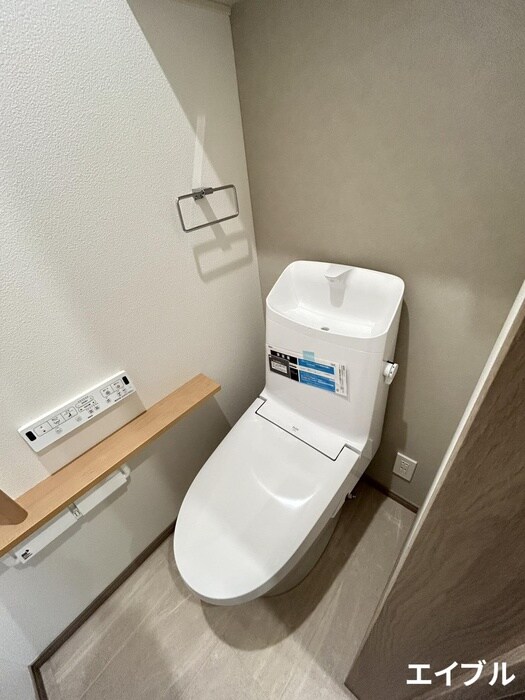 物件内観写真8　(トイレ)