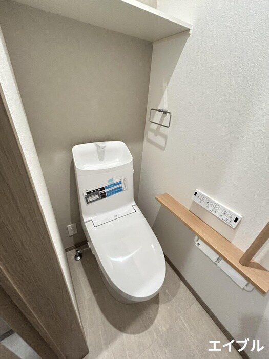 物件内観写真9　(トイレ)