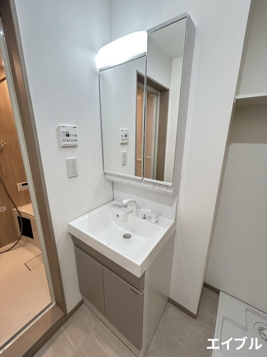 物件内観写真9　(洗面)