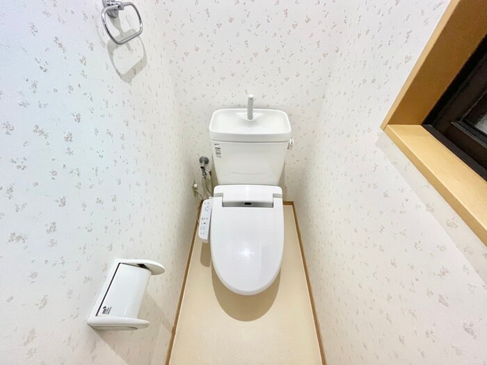 物件内観写真6　(トイレ)