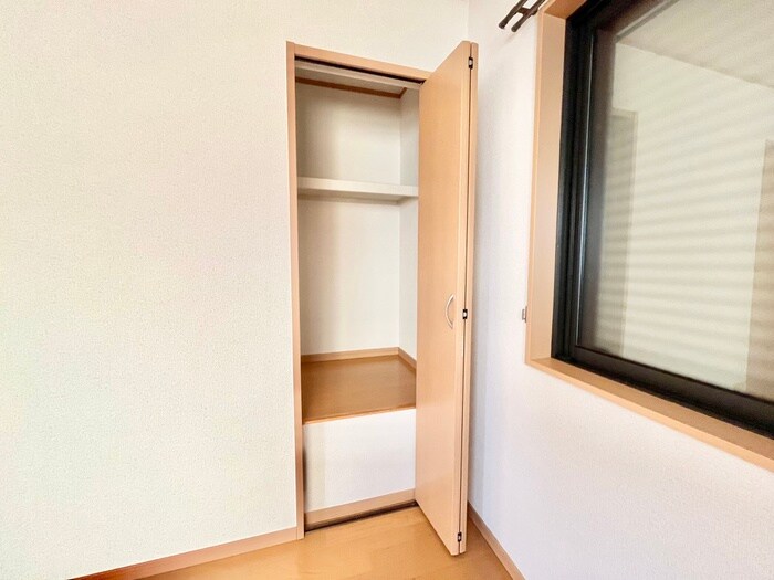 物件内観写真8　(収納)