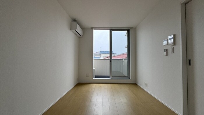 物件内観写真3　(居室)