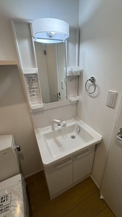 物件内観写真8　(洗面)