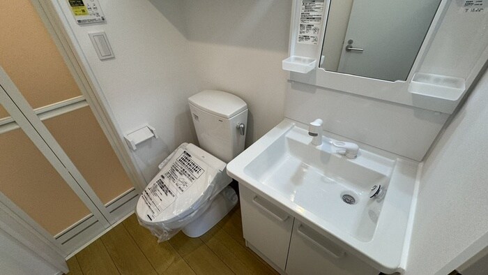 物件内観写真9　(トイレ)