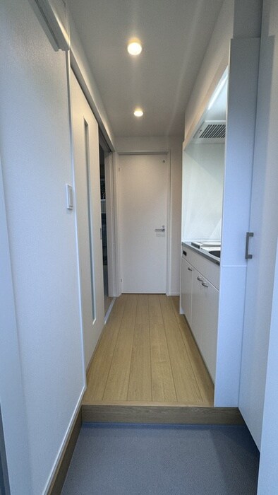 物件内観写真12　(玄関)