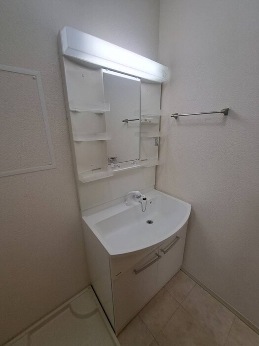 物件内観写真7　(洗面)