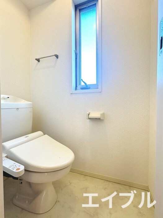 物件内観写真9　(トイレ)