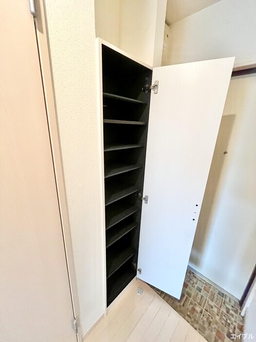 物件内観写真14　(靴箱)