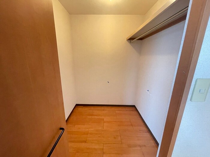 物件内観写真14　(収納)