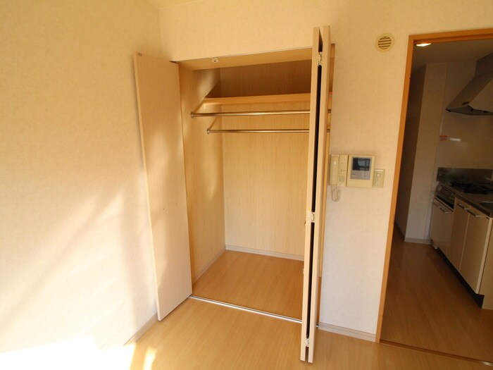 物件内観写真10　(収納)