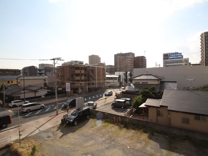 物件内観写真22　(室内からの展望)