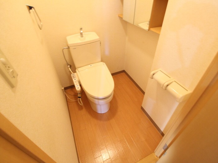 物件内観写真9　(トイレ)