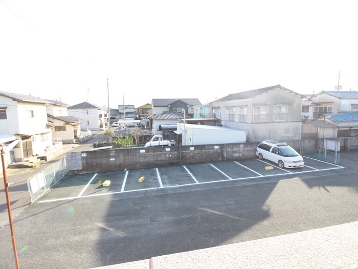 物件内観写真13　(室内からの展望)