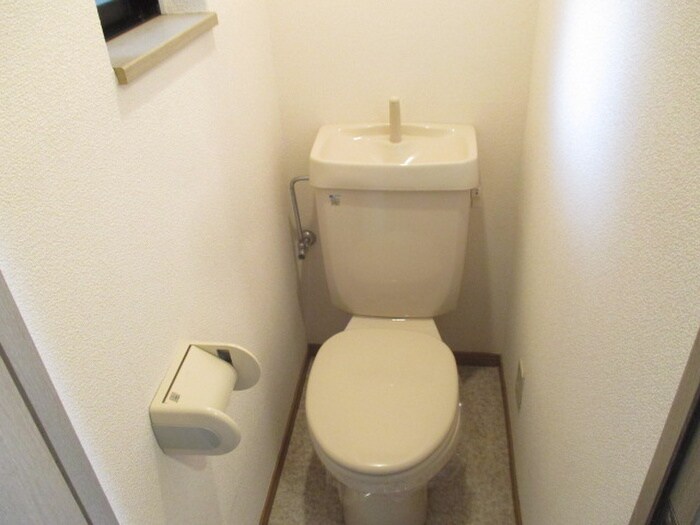 物件内観写真15　(トイレ)