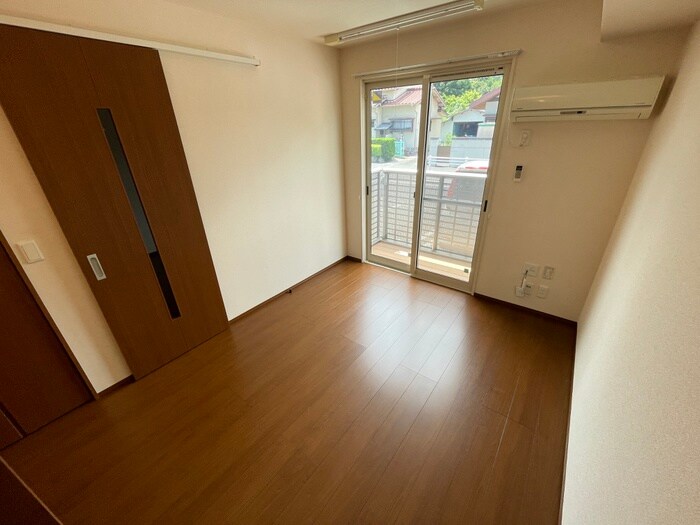 物件内観写真5　(居室)