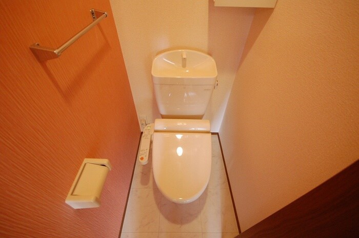 物件内観写真10　(トイレ)