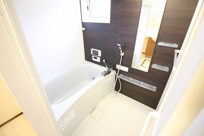 物件内観写真12　(バス／シャワールーム等)