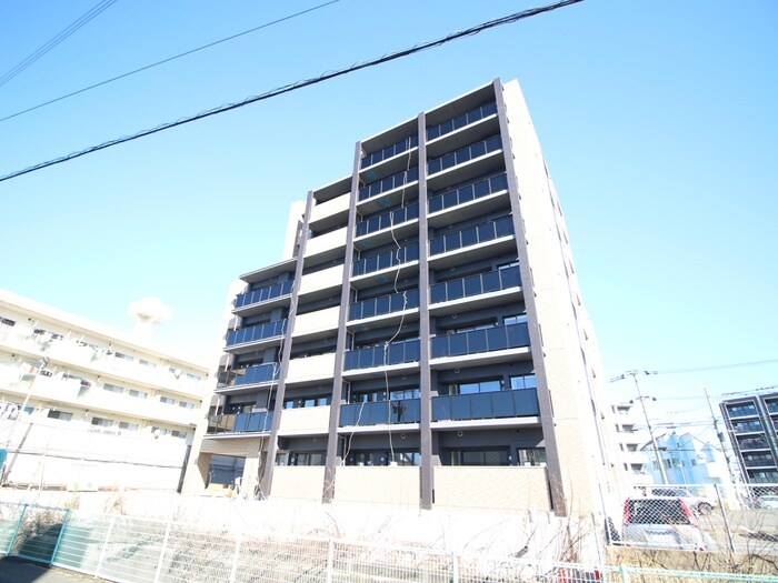 物件外観写真2　(建築中)