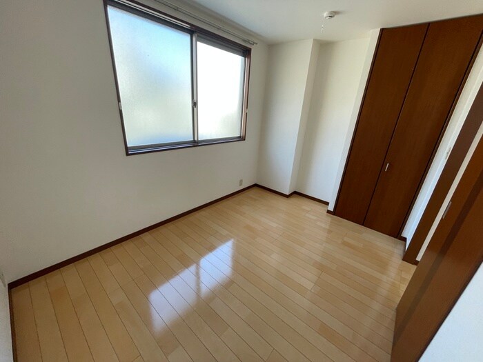 物件内観写真5　(居室)