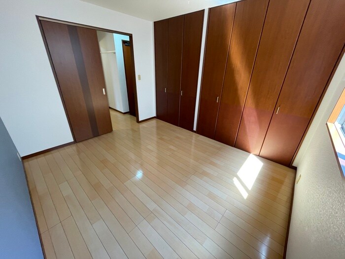 物件内観写真6　(居室)