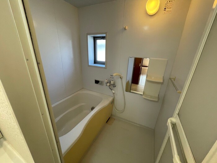 物件内観写真12　(バス／シャワールーム等)
