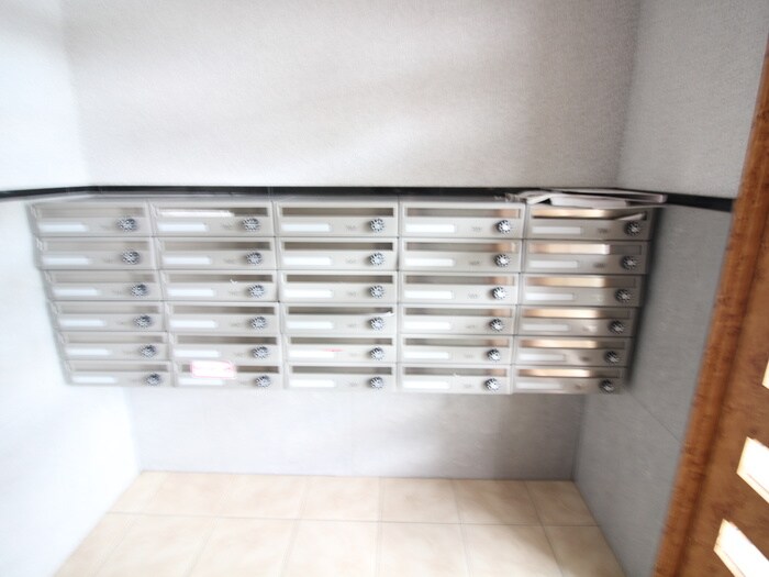 物件外観写真6　(建物設備)