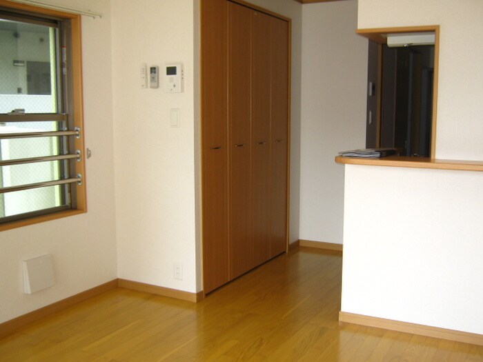 物件内観写真13　(居室)