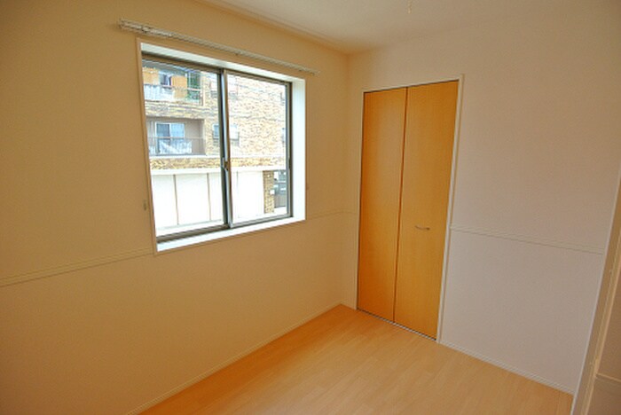 物件内観写真18　(居室)