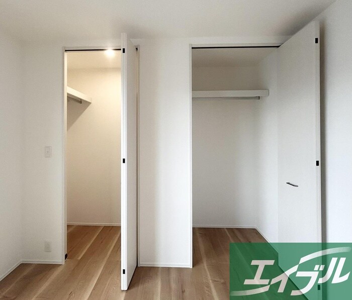 物件内観写真15　(収納)