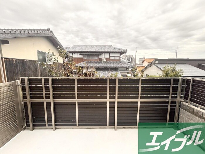 物件内観写真17　(室内からの展望)