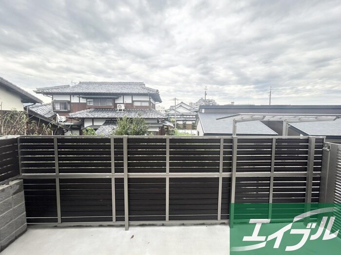 物件内観写真18　(室内からの展望)