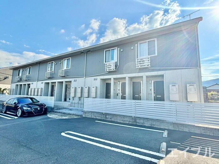 物件外観写真6　(外観写真)